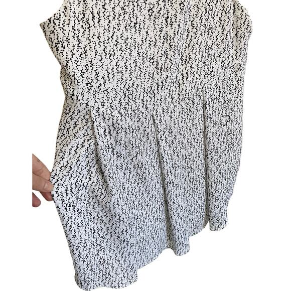 Vince Camuto White Black Scattered Dot Swing Hi-Lo Sleeveless Tank Top XS - Picture 8 of 11